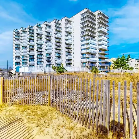Sea Terrace 401 Apartment